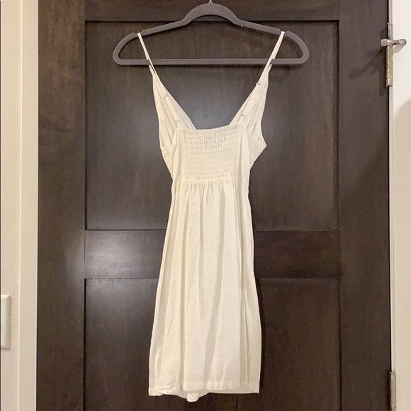 Urban Outfitters Cream Sun Dress with Belt - Picture 2 of 3